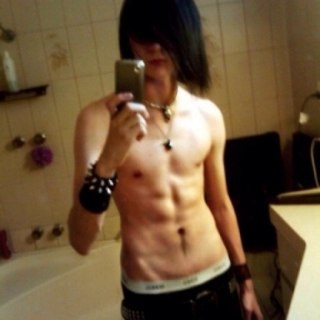 PerthIncest's profile picture. Im free, anything you want