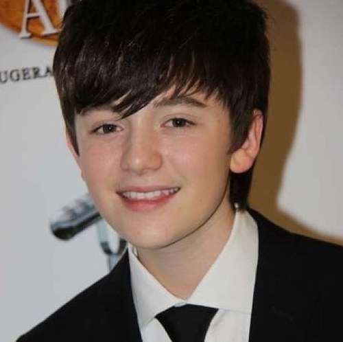 ♡ I dedicate my life to Greyson Chance ♡