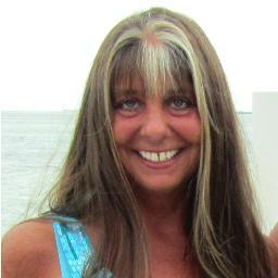 California girl living where the rainforest meets the sea in #DrakeBay #CostaRica, running #dolphin & #whale tours, author, inspirer, nature lover, KAMALA 2024