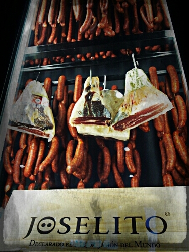 xarcuteriadeli's profile picture. 