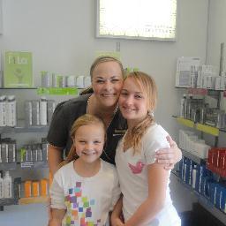 Professional Skin Therapist - passionate about skin health and education, 2 beautiful daughters, grateful for every day the sun shines.