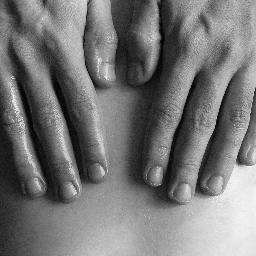 Realizamos un servicio de fisioterapia a domicilio en Madrid enfocado en la rehabilitación y tratamiento de patologías. https://t.co/eklakM2FwA