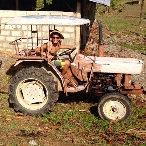 UniquePozer's profile picture. 