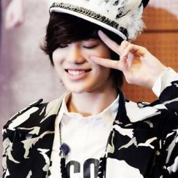 สวัสดีฮะ ผมมัดเน่ซองจงสุดน่ารัก  ลองมาคุยกับผมกันนะ *ทำท่าวิ๊งค์* ///