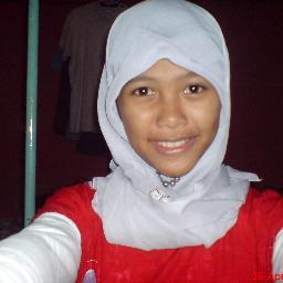 I love Allah, mamy, daddy, sista, family, best friend | I'm Soniq, Comate, Cluvers | I was born 9-6-96-9-6 | I'm single and very happy :)