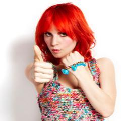 i like rock music soo yh not an emo and paramore is my band so yh fuck off