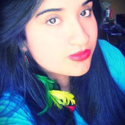 En mi vida todo no es felisidad pero pese a todo siempre ando sonriendo aunque no lo este la vida es corta y hay que aprobecharla a ful sigueme y te sigo :)