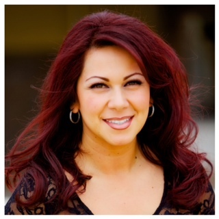 Mom. Wife. Writer. Book whore. YA, NA & Adult novels addict. Comedy shows fanatic. Author of the Pinned Up trilogy.