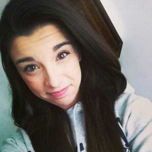 Hey (: I'm Leah(: Im 15 and im from West Virginia . But , currently live in Indiana . FOLLOW ME(: Fake bitches gtfo.