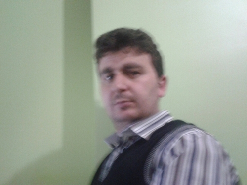 robokop83's profile picture. 