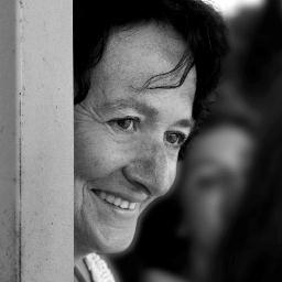 JoanneNihom's profile picture. Journalist en schrijver - in gesprek over ongewenst kinderloos zijn

#OngewenstKinderloosZijn #OngewenstKinderloos #Moeder #DeLeegteOmarmen