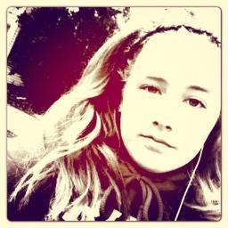 Im cool fun to hang wit, talkin to the best guy...but yeah hmu