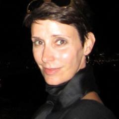 Analytic creative. Obsessed with words, design, books. Writer / editor with IBM. Curious about everything. Tweets are my own.