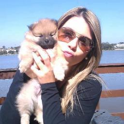 liz_fernandes2's profile picture. 