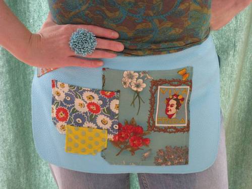 mommy,lover of art and craft, and one of the creative heads behind frauheuberg,a label for handmade fabric and paper treasures impressum:http://t.co/dwNrJIa7sT