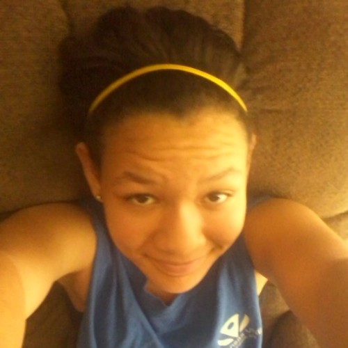 Single ~Songwriter ~Model ~VolleyballPlayer ~1 month and 23 days clean (cutting) ~Stay strong lovelies