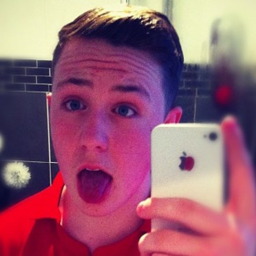 connorseaton7's profile picture. MACKLEMORE  LFC  GSP