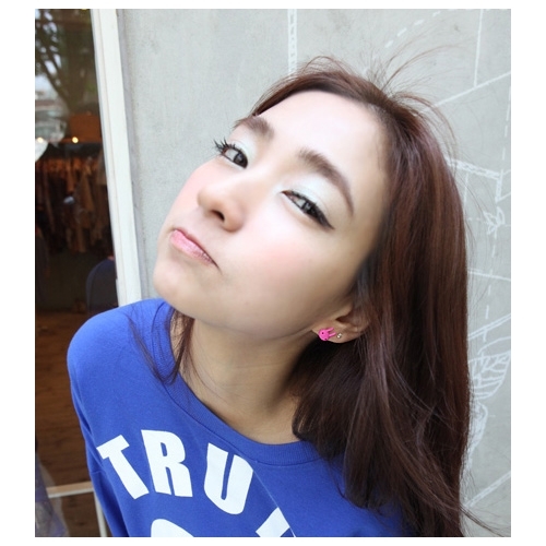 Into cute Asian things ^^!