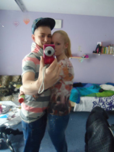 MissMijnSgatjeZoErg!ILoveMynVrouwtje(k)ILoveYouForEverInMynHeart*Kiss*XxxxX**HouZoveelVanMijnVrouwtje!IkBlijfVoorAltijdBijHaar!