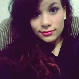 Sou αquela que você NUNCA serα,
Posso nαõ ser perfeita,
Mαis sαõ os meus defeitos que fαzem eu ser única.
