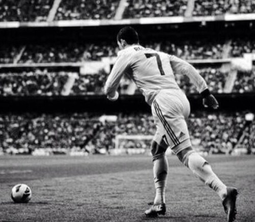 Cuenta dedicada a a la publicación de apuestas deportivas, fútbol, baloncesto, y ocasionalmente tenis.