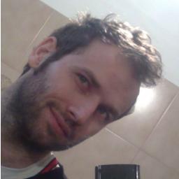 draghiJMan's profile picture. Me gusta la política, pero no milito. Disfruto de las lecturas vespertinas acompañadas de un buen tinto. A punto de recibirme de comunicador.