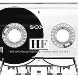 ライブ好き。主に女性ボーカルのもの。
1980年生まれ。男性。