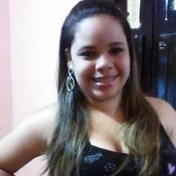 “Sou temperada por sonhos de menina e atitude de mulher. Nem muito salgada, nem muito doce... No ponto! Agridoce.”