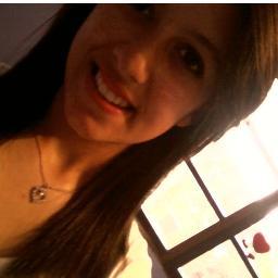 jausque's profile picture. Umα menininhα que tem cαrα de insuportável. αs vezes pose de metidα e corαção ♥ de criαnçα, elα que vive com α cαвeçα nα luα, com músicα - Eu posso ser quem eu