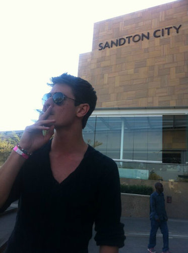 TheBrendanFeely's profile picture. Don't worry, be :)