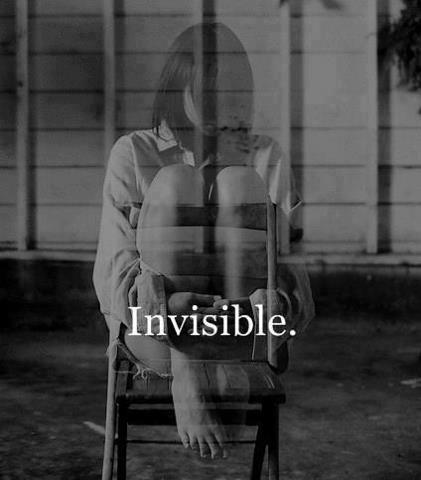 GORDA. INMUNDA. BAJO AUTOESTIMA. IGNORADA. DEPRESIVA. SUICIDA