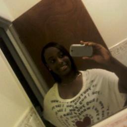 Your0_0Bitch's profile picture. ♥ME ME ME ME ME!!!! Shannen #Octoberflower
 #SOCCER!!!!  ♥♥♥♥♥♥♥ looking for that special person ♥
❤♀♀❤