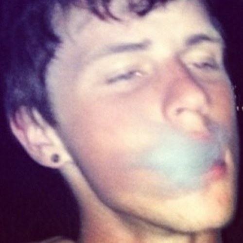 in cali, offical super high james stiles page. so high and never coming down. blowing it is a daily problem i have to dealy with.