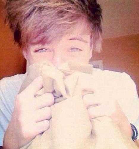 ~Rp/taken~ hey guys im Austin taken by the beautiful @caciafaux