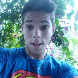 viver a vida ousado :)
futebol , dormi , comer e ai vai ....