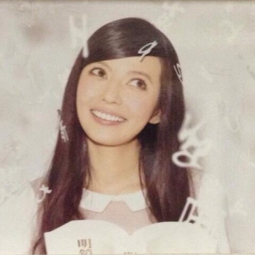 爆弾(クレーム)処理班。ラーメン女王。 食いしん坊です。☆☆☆からB級グルメまで、レストラン巡りは生まれながらのライフワーク。爆弾処理班の傍ら家業の為マンハッタンを拠点に、LAと日本を行き来する生活。今年からアメリカ全域、東南アジアも進出予定。ティファニー、ラーメン、ドリカム、レストランビジネスねた大好物です。