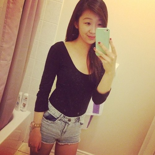 connieli_'s profile picture. 