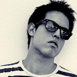Comunicador, amante del arte, nuevas experiencias y la música fuera de lo común.