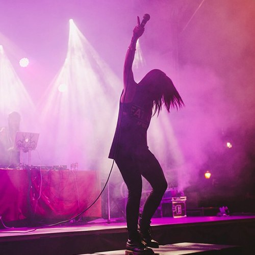 music maker currently on a crowd-surfing sabbatical. VP of A+R @splice