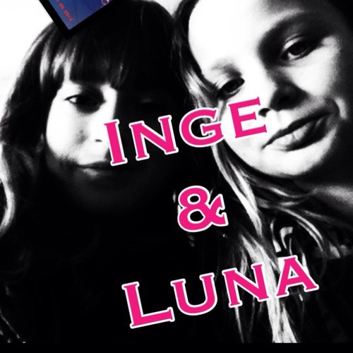 1002Emma1002's profile picture. 