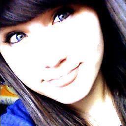 Carri_Krystal's profile picture. Follow me & ill Follow back :3
**BROFIST**