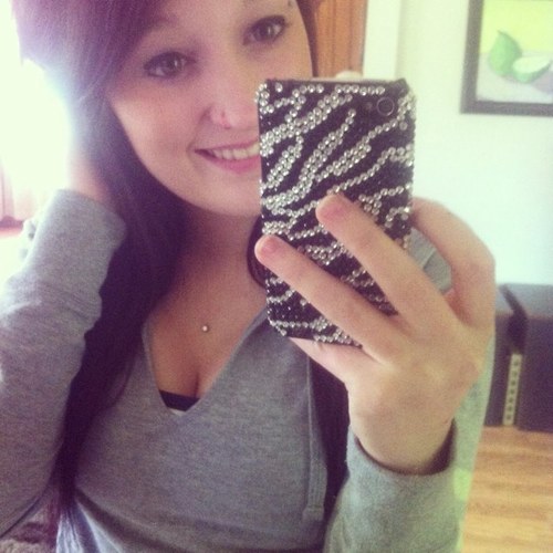 ashlynlilexo's profile picture. 22 years young/

Phoenix, Arizona/

Employed/

M.Huston 070410.