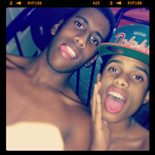 #GOD! Name:Sandoval . #Team;MaloCoritaEnt, soy como el Canario la critica me mantiene' y si no te guta po ponte un coete Ctrola; Michel Guzman  3/2/13 ♥' [O.3]
