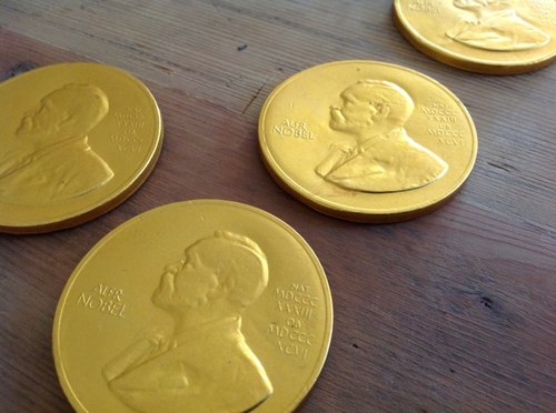 prestige_prizes's profile picture. Curating role/ impact of major incentives, prizes, rankings and awards, w focus on innovations and frontiers, by @esgarchitect. MT/RT do not imply endorsement.