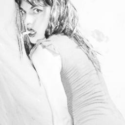 venusivanna's profile picture. me aburro rapido... me gusta bailar. Pensar,planear y sonreir..  ;)