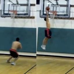 EfficientBall's profile picture. 