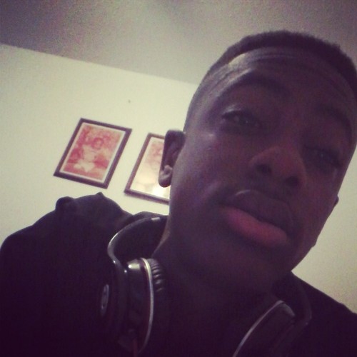 Living the  Life 
Kik: icyswag18
 I'll follow you back
CALL ME SPENCER