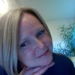 Writer/Thinker who loves all forms of creative expression. Eco Warrior. Defender of democracy.