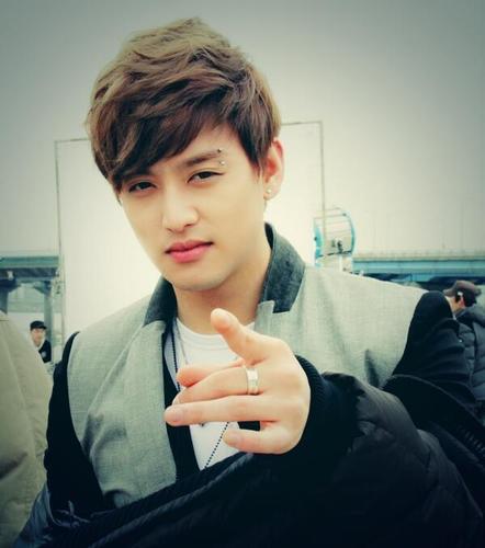 lights357's profile picture. let your smile change the world,,dont let the world change your smile