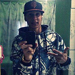 Se Deus criou as pessoas para amar, e as coisas para cuidar. Por que amamos as coisas e usamos as pessoas! 
                     Bob Marley